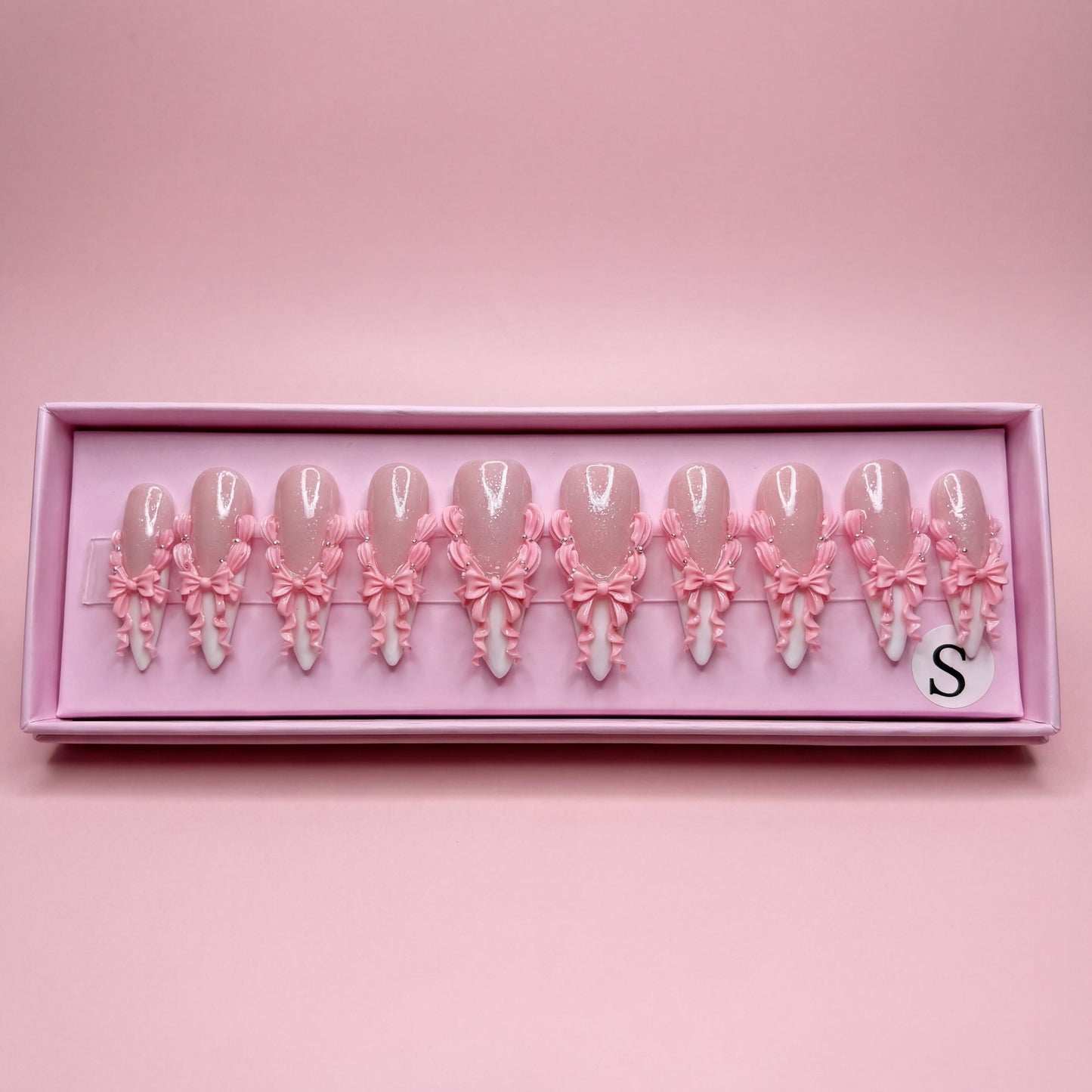 Wrapped in Frosting | Press - On Nails - Boss Babe Nails